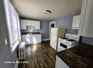 2726 71st St, Kenosha, WI 53143