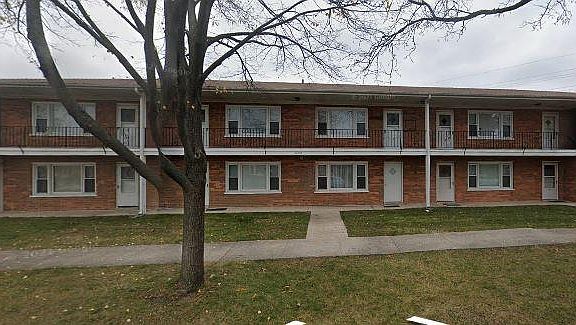 5th image of 4600 Vernon Ave