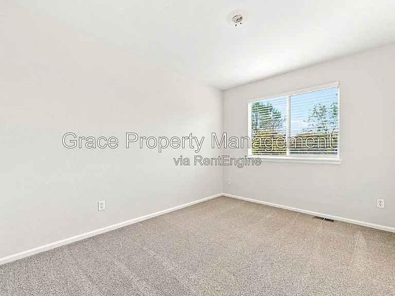 16041 Bluebonnet Dr — Photo 16