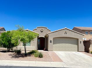 7975 N Wayward Star Dr, Tucson, AZ 85743
