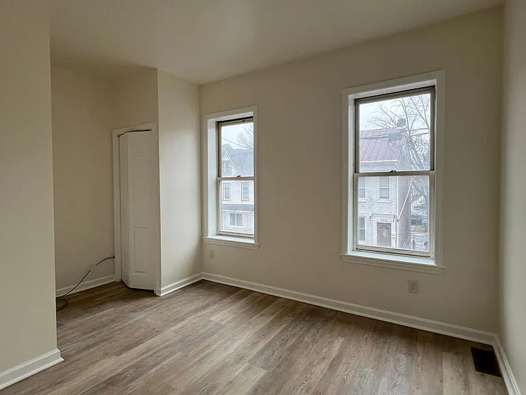 310 S Penn St — Photo 3