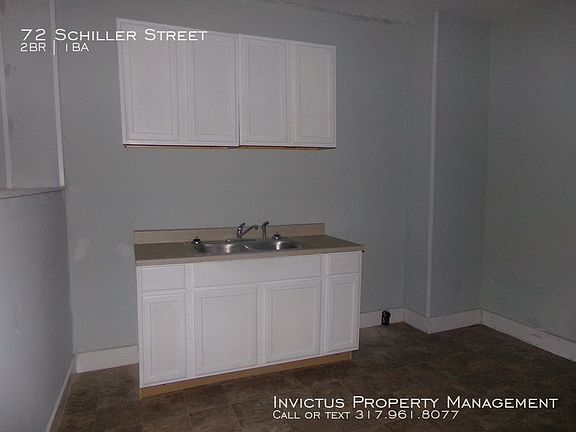 5th image of 72 Schiller St