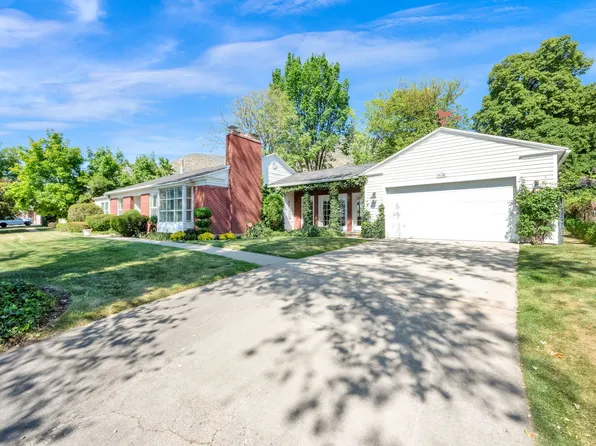 574 N 400 E, Centerville, UT 84014
