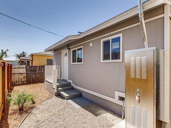 5th image of 4216-4218 Estrella Ave