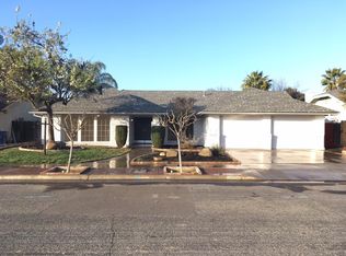 2421 Sunnydale St, Madera, CA 93637