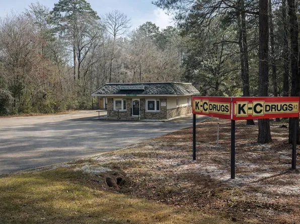 2155 Worth St, Hemphill, TX 75948