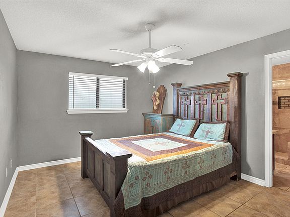 4th image of 507 Valley Dr