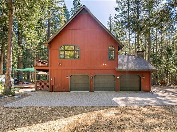 3rd image of 4025 Summit Dr