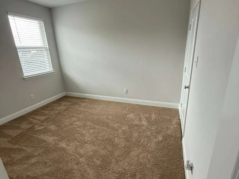 1219 Triton Dr — Photo 25