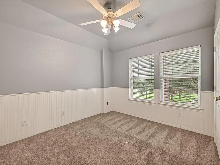 4702 Autumn Orchard Ln — Photo 38