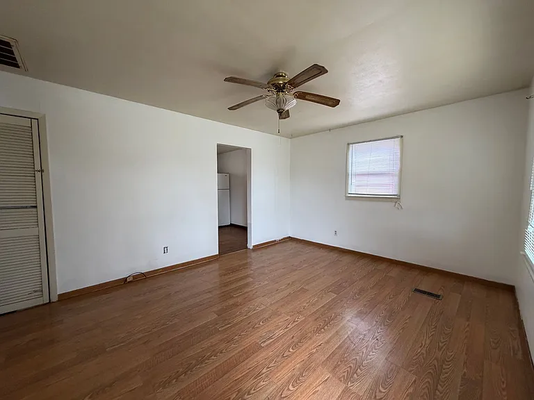 920 N 19th St — Photo 2