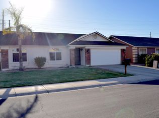 1040 S Wanda Dr, Gilbert, AZ 85296
