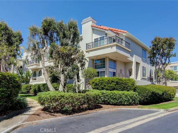 6052 Shadowbrook Cir, Huntington Beach, CA 92648