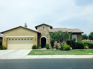 9300 Kingsmill Ln, Bakersfield, CA 93312