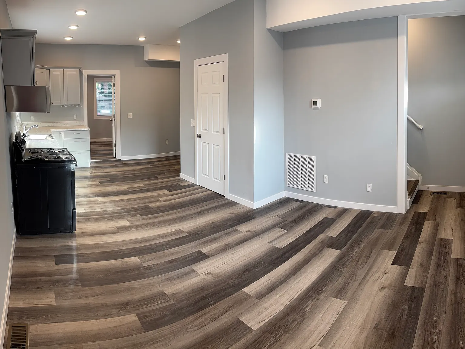 2 bed, 1.5 bath, 1200 sqft, $2,400 — Photo 4