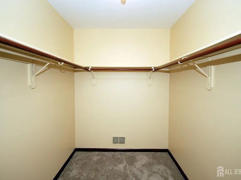 6 Heather Ln — Photo 17