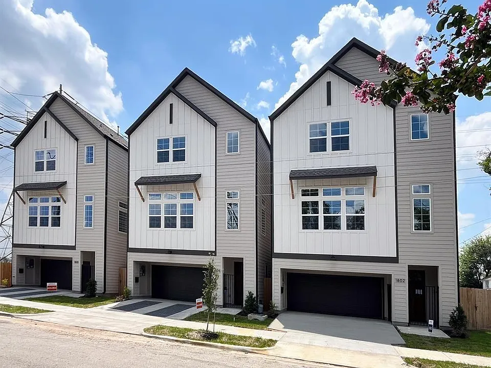 1806 Line St
