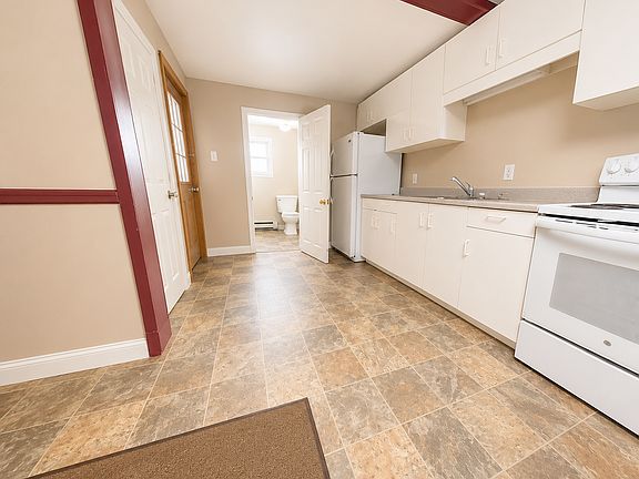 2nd image of 517 Highland Ave