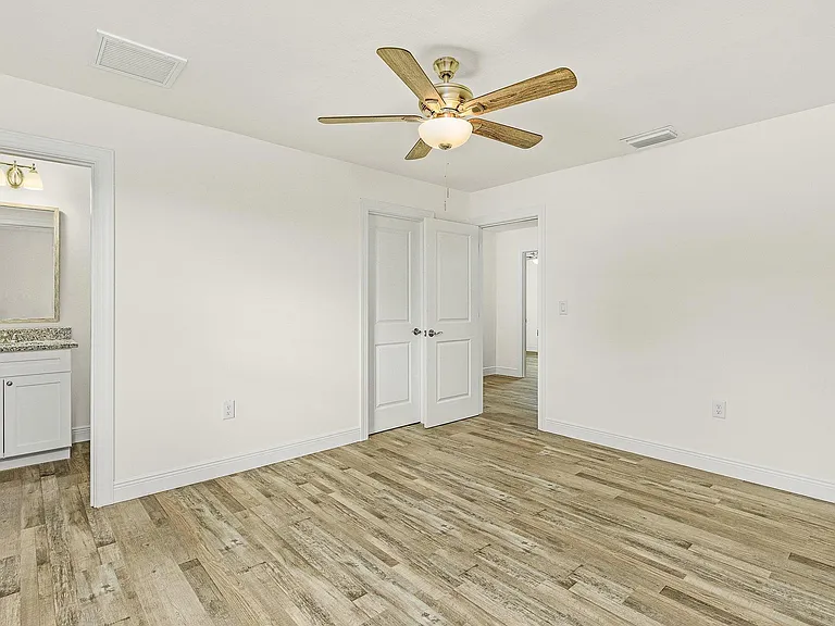 2603 NE 19th Ave — Photo 6