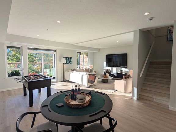 5th image of 41173 Garibaldi Way