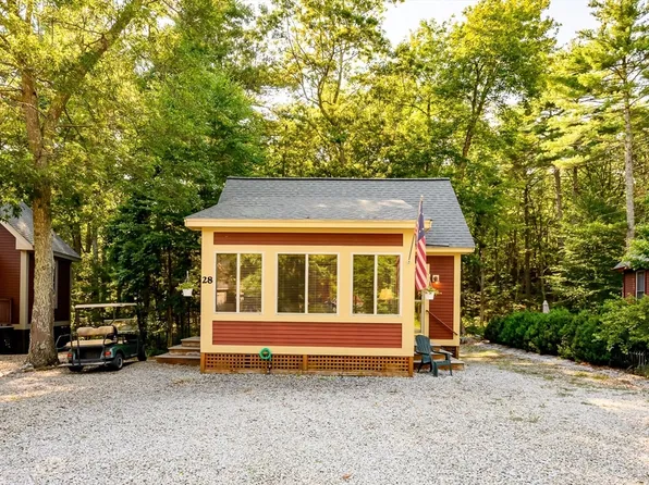 28 Whispering Pines Rd Unit 28, Westford, MA 01886