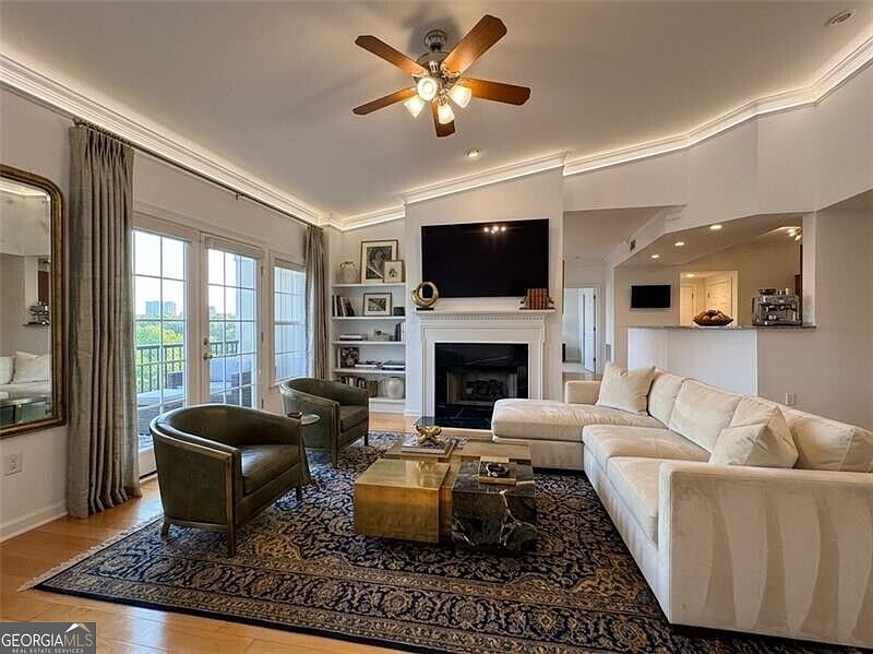 1st image of 3275 Lenox Rd NE APT 412