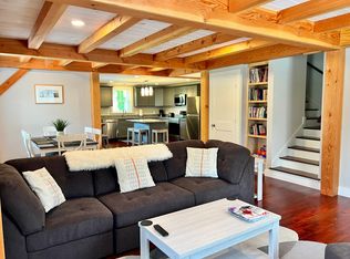 293 Kenyon Ave UNIT A, Wakefield, RI 02879