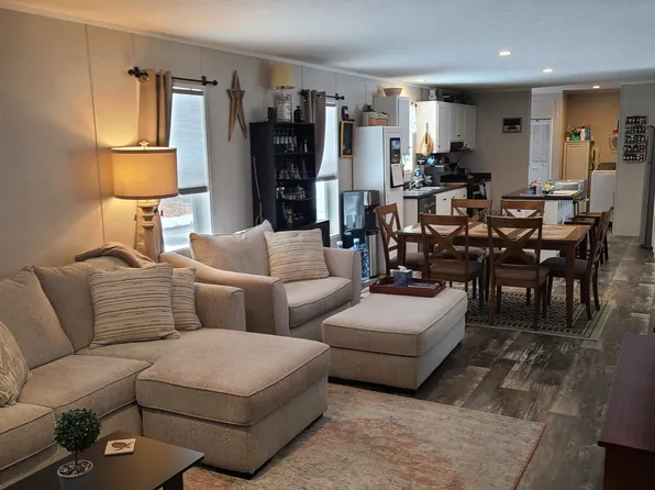 56 Third Street, Barrington, NH 03825