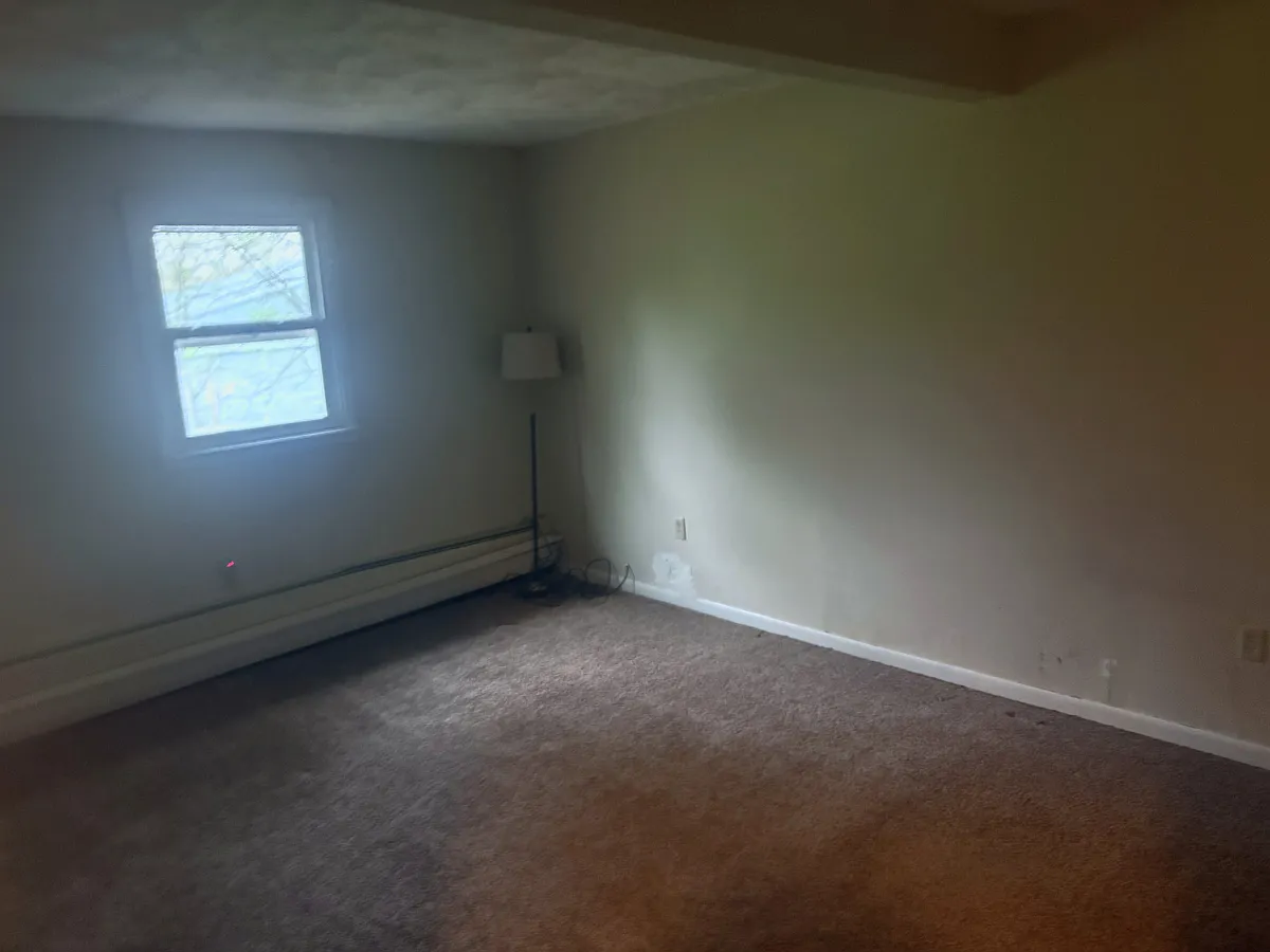 Building Photo - 1126 Holcomb St #8