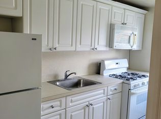 90 Marilyn Pl #F15, Clifton, NJ 07011