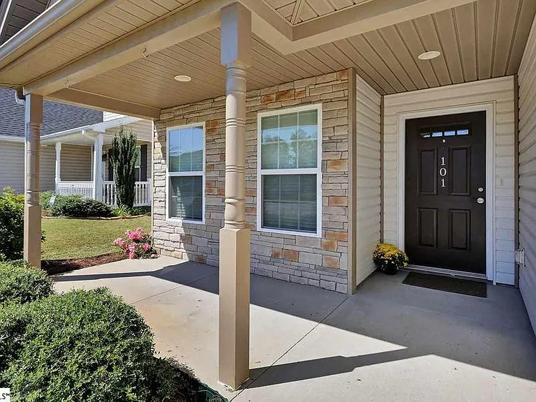 101 Maravista Ave — Photo 3