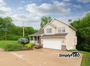 1400 98th Avenue Ct W, Rock Island, IL