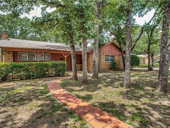 3rd image of 1416 Grantland Cir
