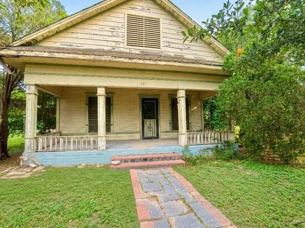 137 N Deanna Dr, San Juan, TX 78589