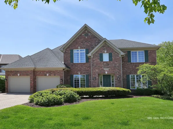 2503 Stonehenge Dr, Aurora, IL 60502
