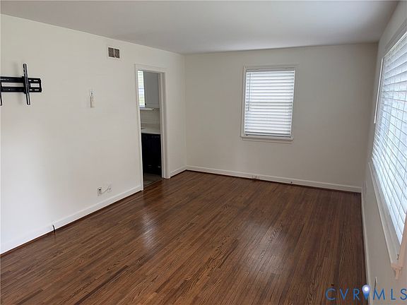 4th image of 6523 Stuart Ave