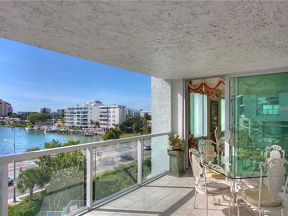 4th image of 1111 N Gulfstream Ave APT 5C