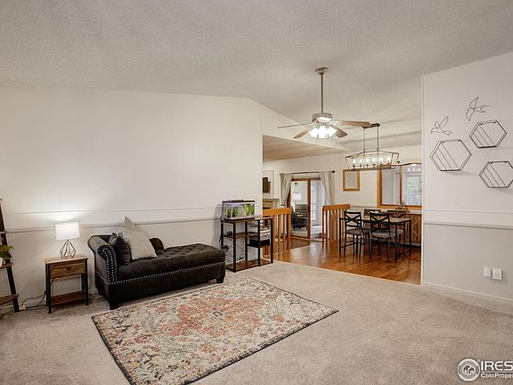 5th image of 4261 Pin Oak Dr