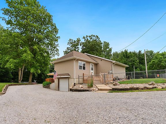 5th image of 2136 Chapman Lake Dr