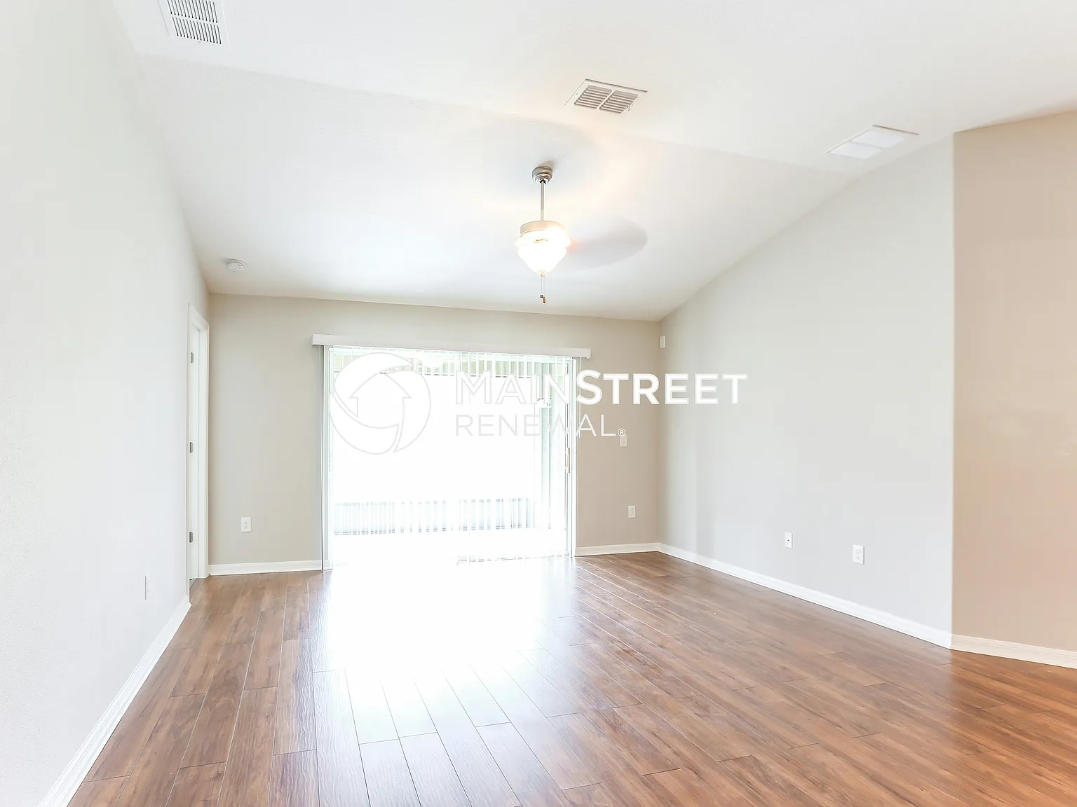 8020 Cherry Branch Dr — Photo 2