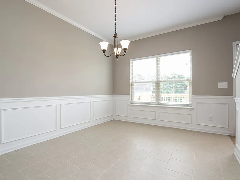 39 Hamilton Blvd NW — Photo 4