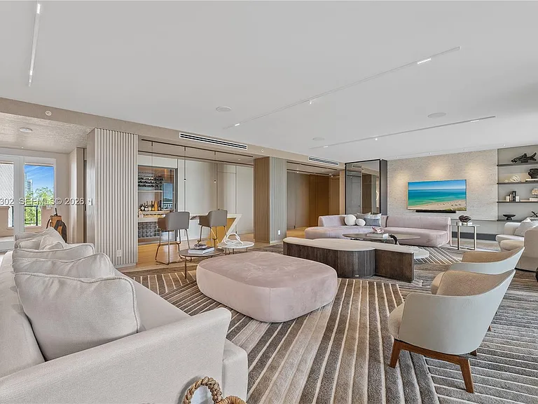 5242 Fisher Island Dr #5242 — Photo 18