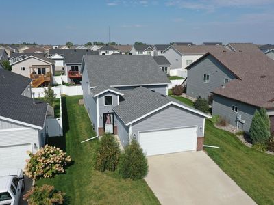 6285 58th Ave S, Fargo, ND, 58104