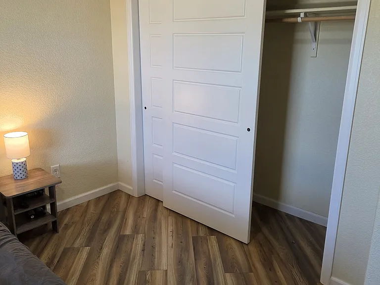 438 N Mitford Dr — Photo 28