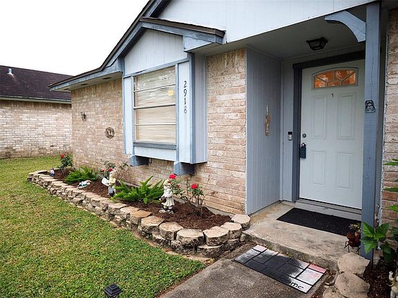 4th image of 2918 Heritage House Dr