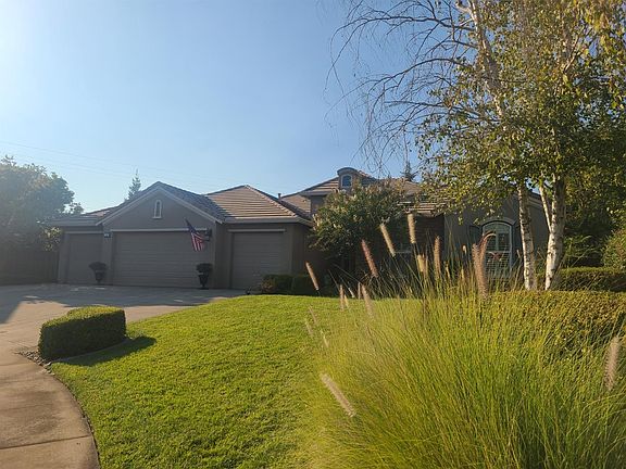 2nd image of 132 Morella Ct