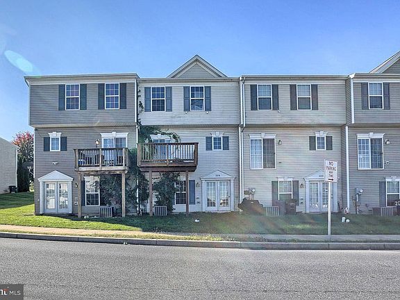2nd image of 204 Kentshire Dr