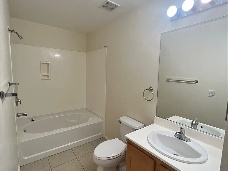 19 E Agate Ave #303 — Photo 8