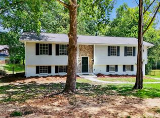 533 Crosscreek Trl, Pelham, AL 35124