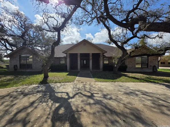 13055 Tonne Drive E, New Braunfels, TX 78132